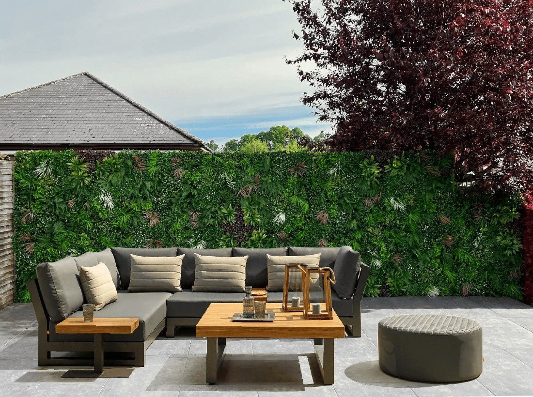 How to Install Artificial Green Walls on a Vinyl Fence?