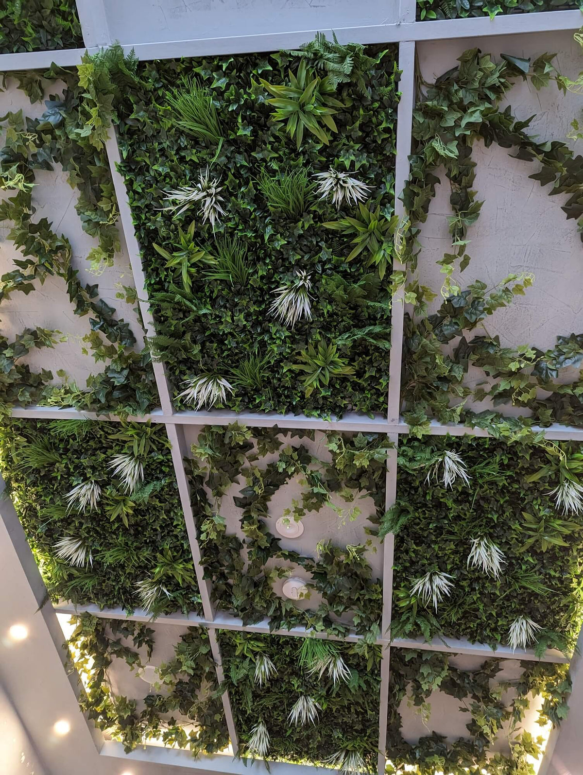 Lifelike Ivy Garland Artificial Hanging Plant 20 Pieces 75in — featuring Non UV Resistant