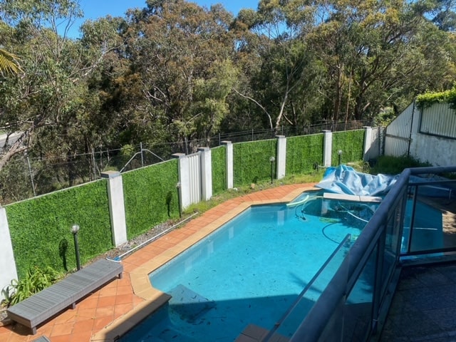 artificial fence decoration on yard