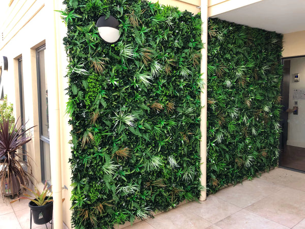The Pros Of An Artificial Green Wall