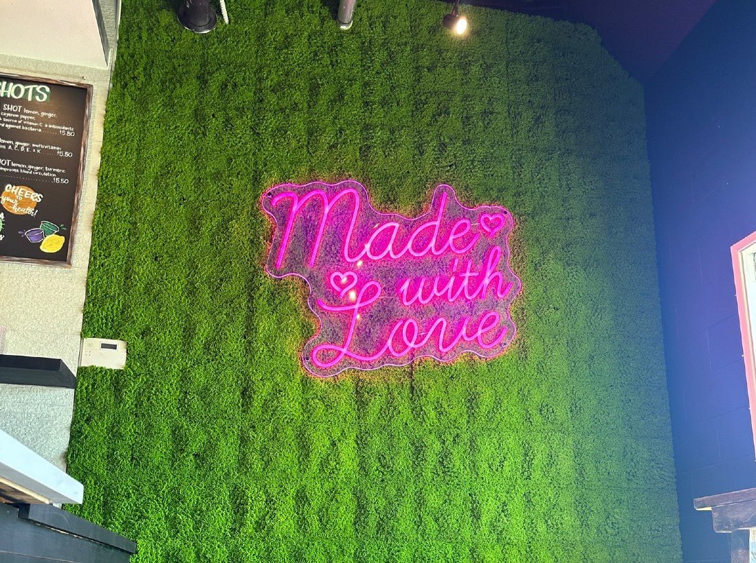 How a Business Pops with an Artificial Moss Wall