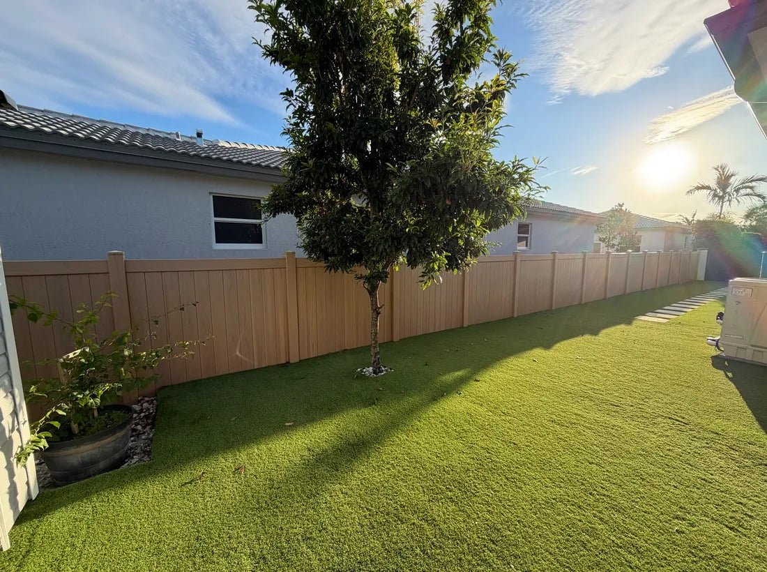 Miami backyard wooden fence before artificial green wall installation