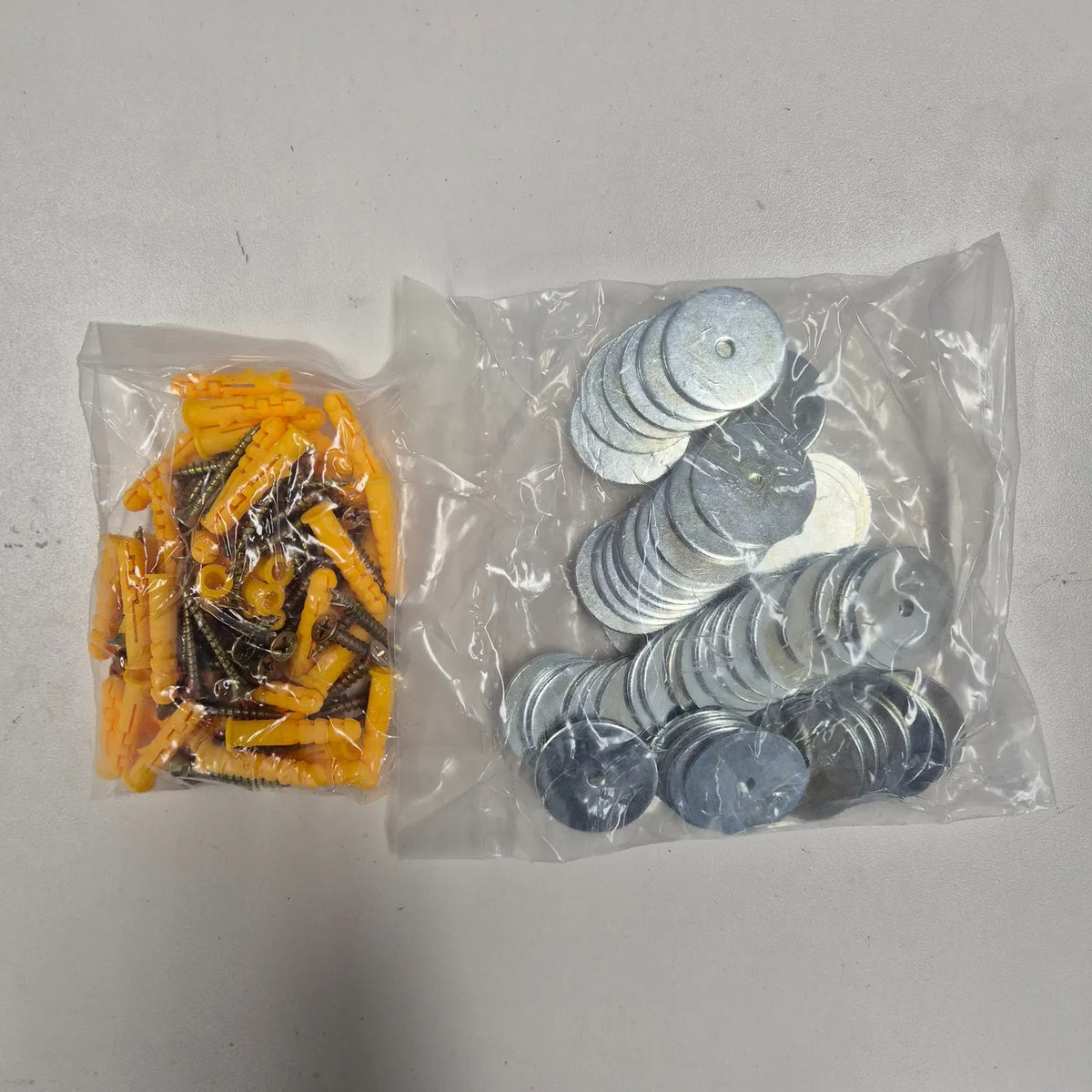 Paquete económico de tornillos, arandelas y tapones (madera, paneles de yeso y yeso), paquete de 50