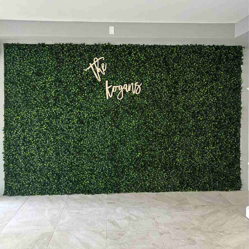 Jasmine green wall installation in Florida