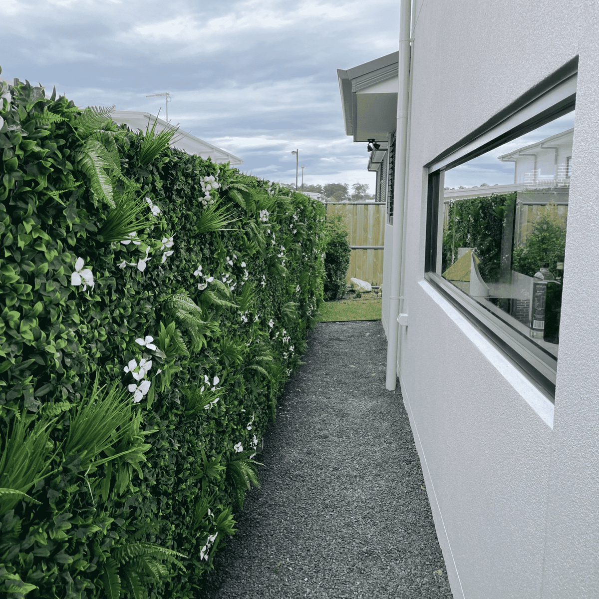 Panel de muestra de jardín vertical artificial blanco como la nieve (muestra pequeña) Grado comercial resistente a los rayos UV