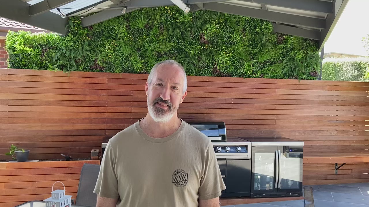 Review on installing a vertical garden panel